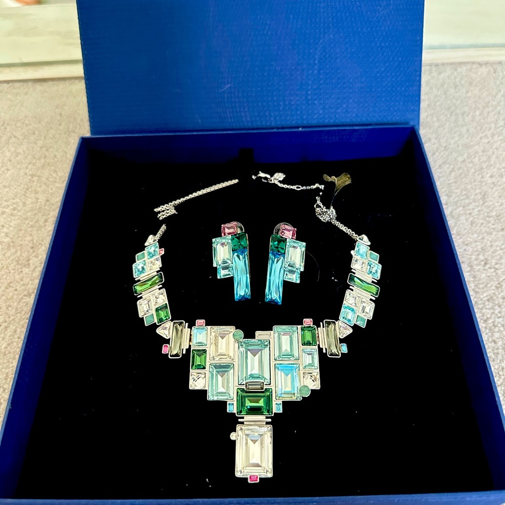 Swarovski Blue and Green Necklace with Geometric Design